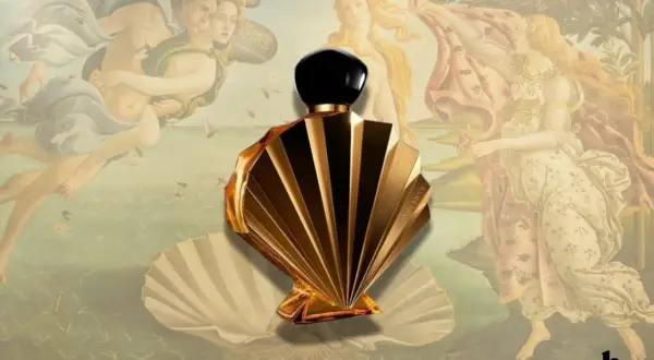 Złota butelka perfum Ricci Ricci na muszli, w otoczeniu postaci z "Narodzin Wenus".