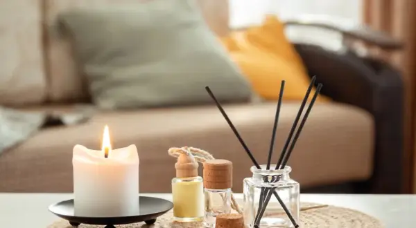 Świeczki o zapachu perfum – luksusowe aromaty do Twojego wnętrza