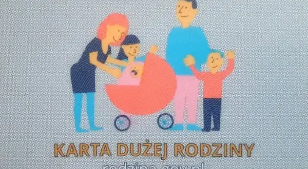 Karta Dużej Rodziny z rysunkiem rodziny i wózkiem. Daje dostęp do listy zniżek.