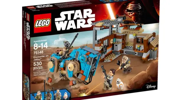 Zestaw lego 75148 "Spotkanie na Jakku" z postaciami Rey, BB-8 i innymi.
