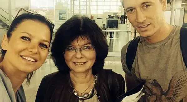 Kim z zawodu jest mama Anny Lewandowskiej? Zaskakujące fakty o Marii Stachurskiej