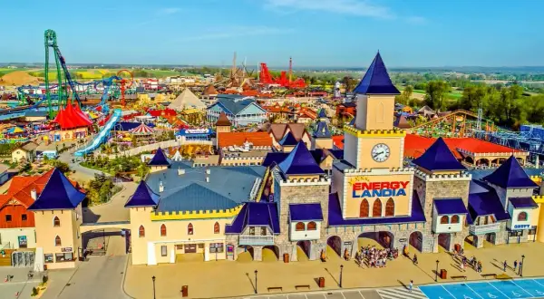 Ile osób dziennie odwiedza Energylandię? Zaskakujące fakty o frekwencji