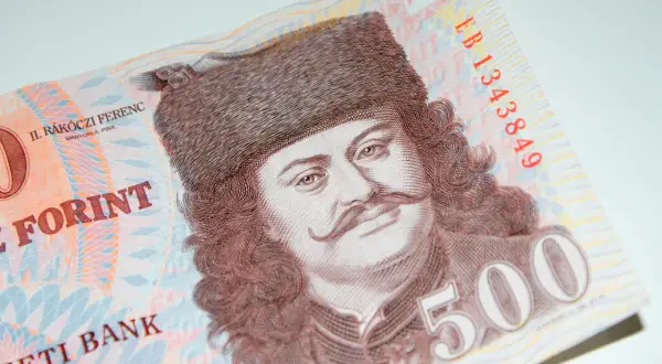 Portret II. Rákócziego Ferenca na banknocie 500 forintów. Węgry waluta w zbliżeniu.
