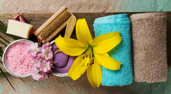 Prezent Spa dla Niej: Jak wybrać pakiet marzeń?