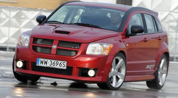 Dodge Caliber 1.8 – jaki to silnik? Opinie, problemy i charakterystyka
