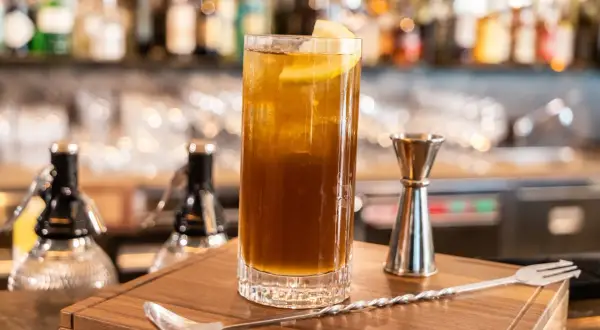 Long Island Iced Tea: La Ricetta Perfetta e i Suoi Segreti