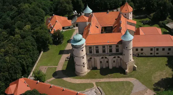 Zamek Nowy Wiśnicz: Najciekawsze atrakcje w Nowym Wiśniczu