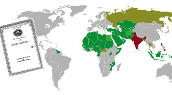 Världskarta visar länder med olika färger, med en text som nämner "The Cairo Declaration on Human Rights in Islam", vilket kan relateras till sharia lagar.