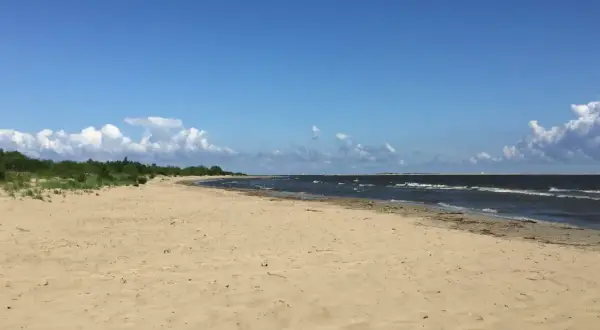 Mikoszewo ile do morza? Sprawdź, jak łatwo dojść do plaży