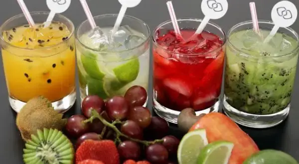 Drink Bar Fryta - wyjątkowa atmosfera i smaczne drinki w Rewie