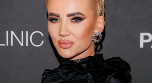 Ile lat ma Lasuczita? Zaskakujący wiek młodej influencerki