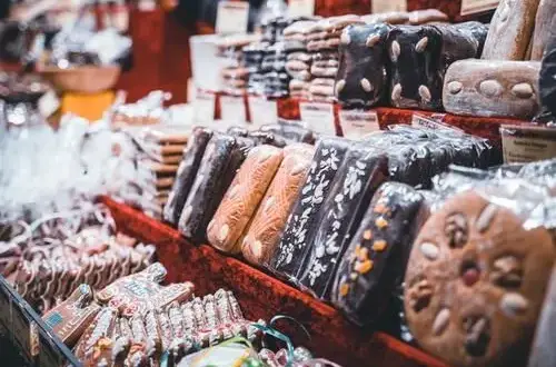 Co warto przywieźć z Austrii? Najlepsze pamiątki i lokalne smaki