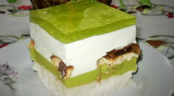 Przepis na ciasto shreka z delicjami, które zachwyci Twoich gości