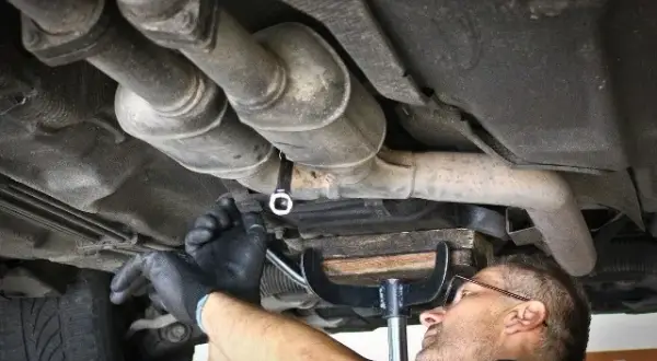 Twój diesel bez DPF? Sprawdź objawy i uniknij mandatu 5000 zł!