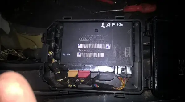 Jak zakodować kluczyk Audi A4 B6 - uniknij problemów z programowaniem