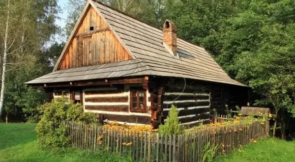 Skansen Nowy Sącz - odkryj fascynującą kulturę i tradycje regionu