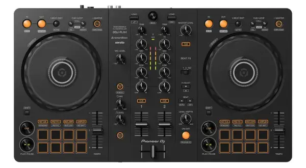 Ile kosztuje sprzęt DJ? Ceny dla początkujących i profesjonalistów