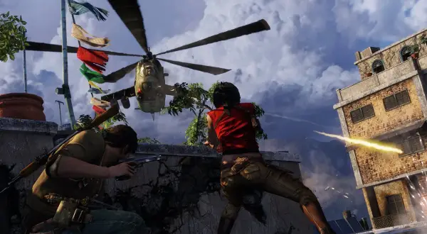 Nathan Drake i Elena Fisher w akcji podczas pościgu helikopterem w Uncharted 2.