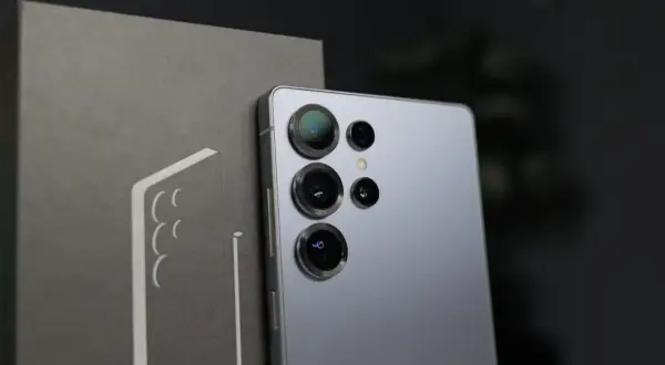 Nowy Samsung z imponującym zestawem aparatów. Dowiedz się, jak poprawić jakość aparatu w telefonie Samsung, by robić jeszcze lepsze zdjęcia.