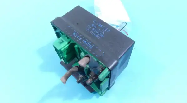 Relay G. Cartier, P.S.A. 9639912380, 12V. Może być powiązany z błędem DTC P1351 w Peugeot.