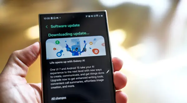 Aktualizacja oprogramowania: pobieranie One UI 7 i Android 15. Nowe funkcje AI ułatwią tworzenie i komunikację.