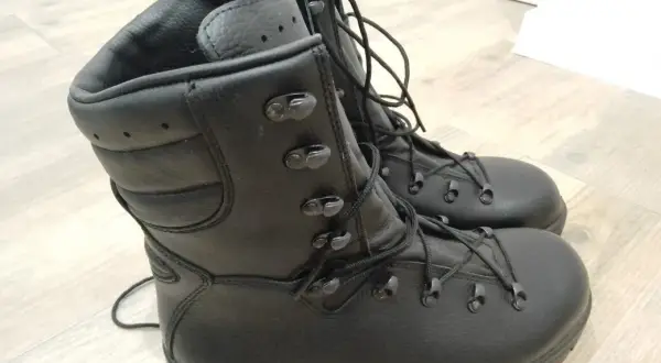 Buty wojskowe 28.5 – jaki to rozmiar cywilny i jak go przeliczyć?