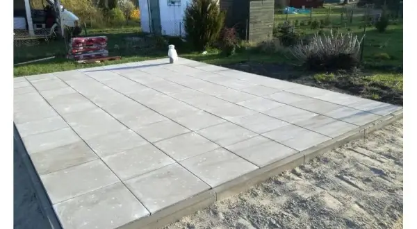 Jaki fundament pod domek letniskowy drewniany 35m2 - uniknij kosztownych błędów