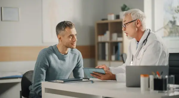 Urolog: Na czczo czy nie? Uniknij błędów przed wizytą!