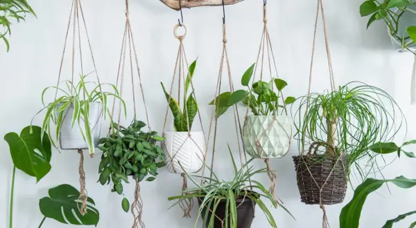Jak zrobić ozdoby ze sznurka jutowego? Proste DIY i inspiracje!