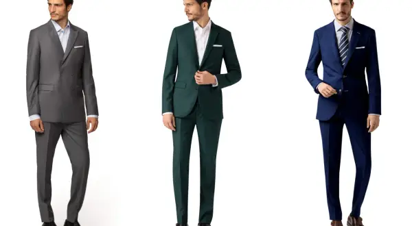 Drei Männer in eleganten, semi-formellen Anzügen: grau, grün und blau.