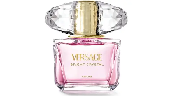 Różowy flakonik perfum Versace Bright Crystal 90ml z kryształową nakrętką i złotymi detalami.