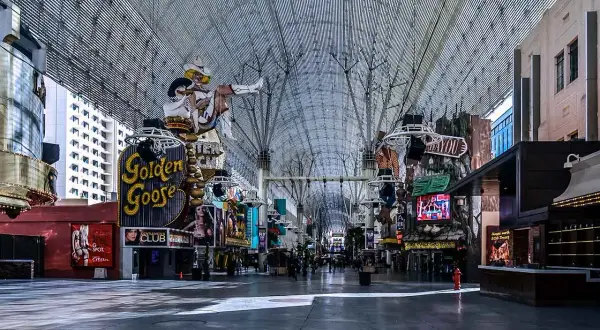 Las Vegas: historia powstania miasta hazardu i rozrywki