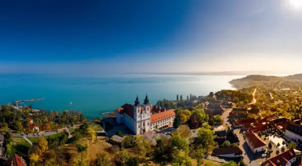Najpiękniejsze miejsca nad Balatonem, które musisz zobaczyć w życiu