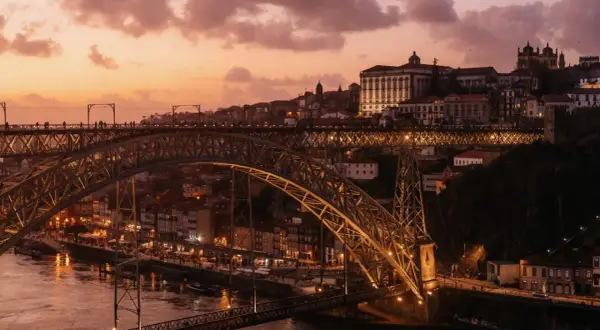 Porto co zwiedzić: Odkryj najpiękniejsze miejsca i atrakcje