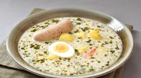 Zupa w lodówce: Ile dni jest bezpieczna? Uniknij zatrucia!