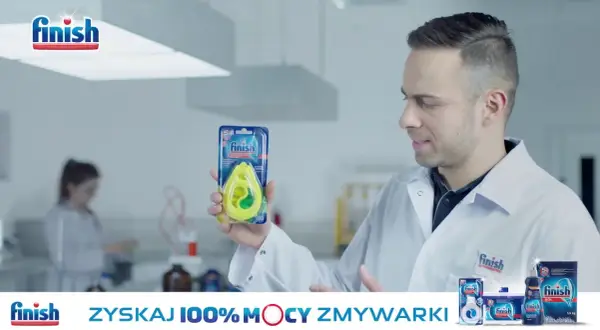 Finish w zmywarce: 4 kroki do naczyń bez smug i kamienia!