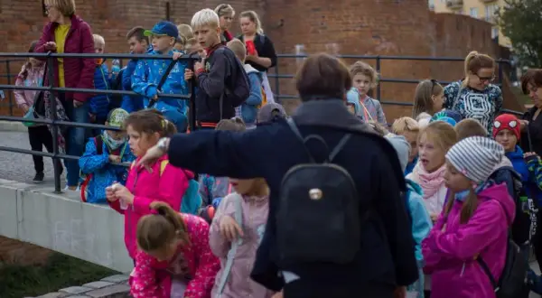 Czy wycieczki szkolne są obowiązkowe? Poznaj swoje prawa i obowiązki