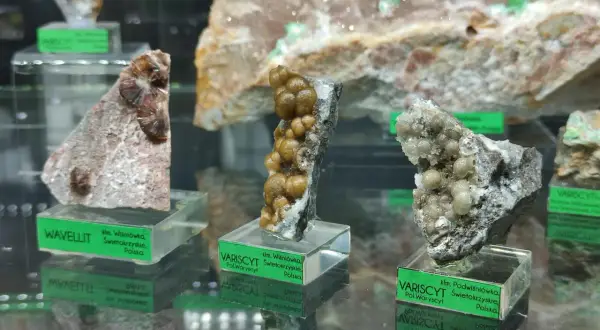 Najciekawsze minerały sudetów - poznaj bogactwo kamieni szlachetnych