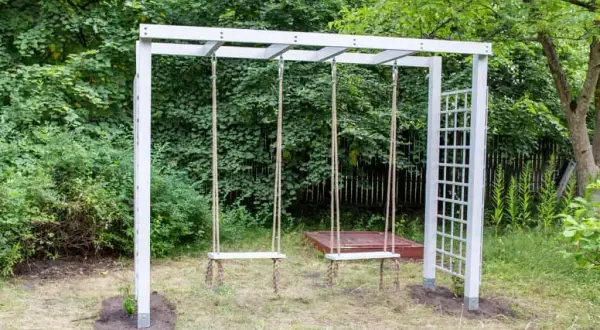 Jak zbudować huśtawkę ogrodową - proste kroki i niezbędne materiały