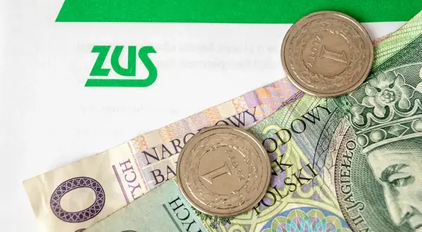 ZUS i polskie złotówki. Czy wystarczy na 300 plus?