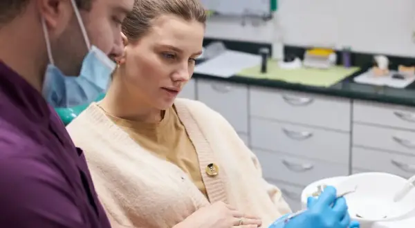Ciąża a dentysta: Bezpieczne znieczulenie rozwiewamy obawy