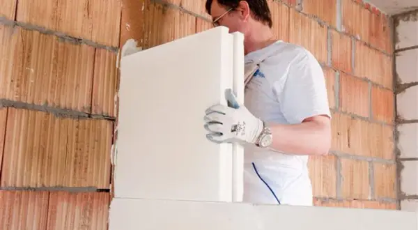 Z czego ścianka działowa do łazienki? Porównanie najlepszych materiałów