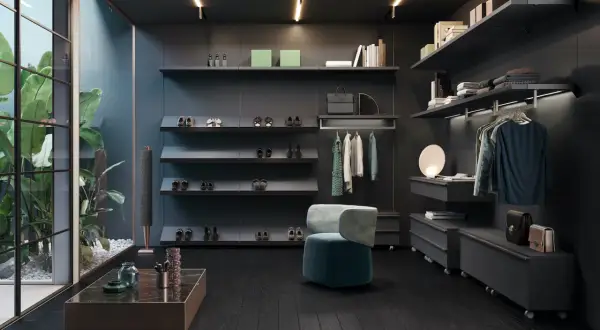 Armadio moderno con mensole per organizzare scarpe e vestiti, senza cassetti. Un'elegante soluzione per chi ama l'ordine.