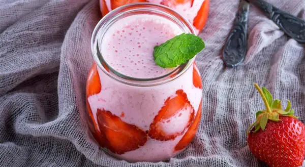 El Batido de Fresa y Yogur Perfecto: Receta Fácil y Saludable