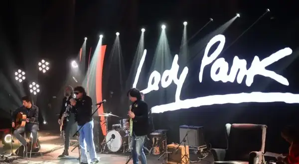 Koncert Lady Pank: Ile trwa i jak zaplanować wieczór?