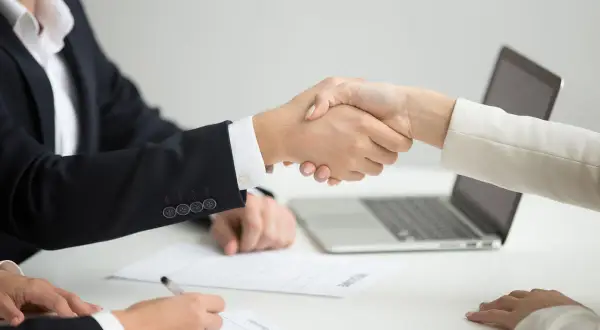 Czy umowa zlecenie podlega pod kodeks pracy? Sprawdź swoje prawa
