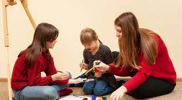 Ciekawe zajęcia z pedagogiem: Rozwój dziecka przez doświadczenie