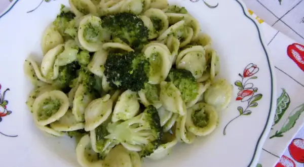 Makaron orecchiette z czym podawać – najlepsze połączenia i przepisy