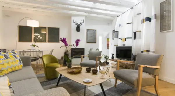 Cuadros baratos para salón: decora con estilo y sin arruinarte