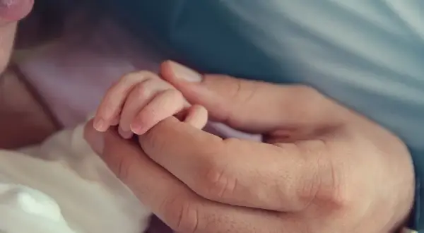 Odpis aktu urodzenia kiedy za darmo - uniknij dodatkowych opłat